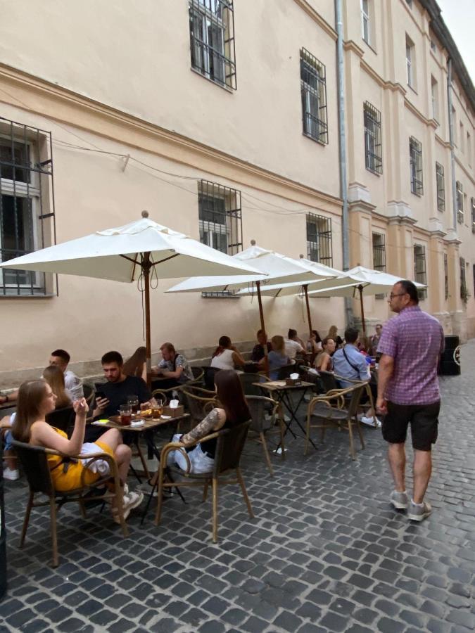 Апартаменти на вулиці Лесі Українка 19/6 у центрі Львова на Площі Ринок Экстерьер фото